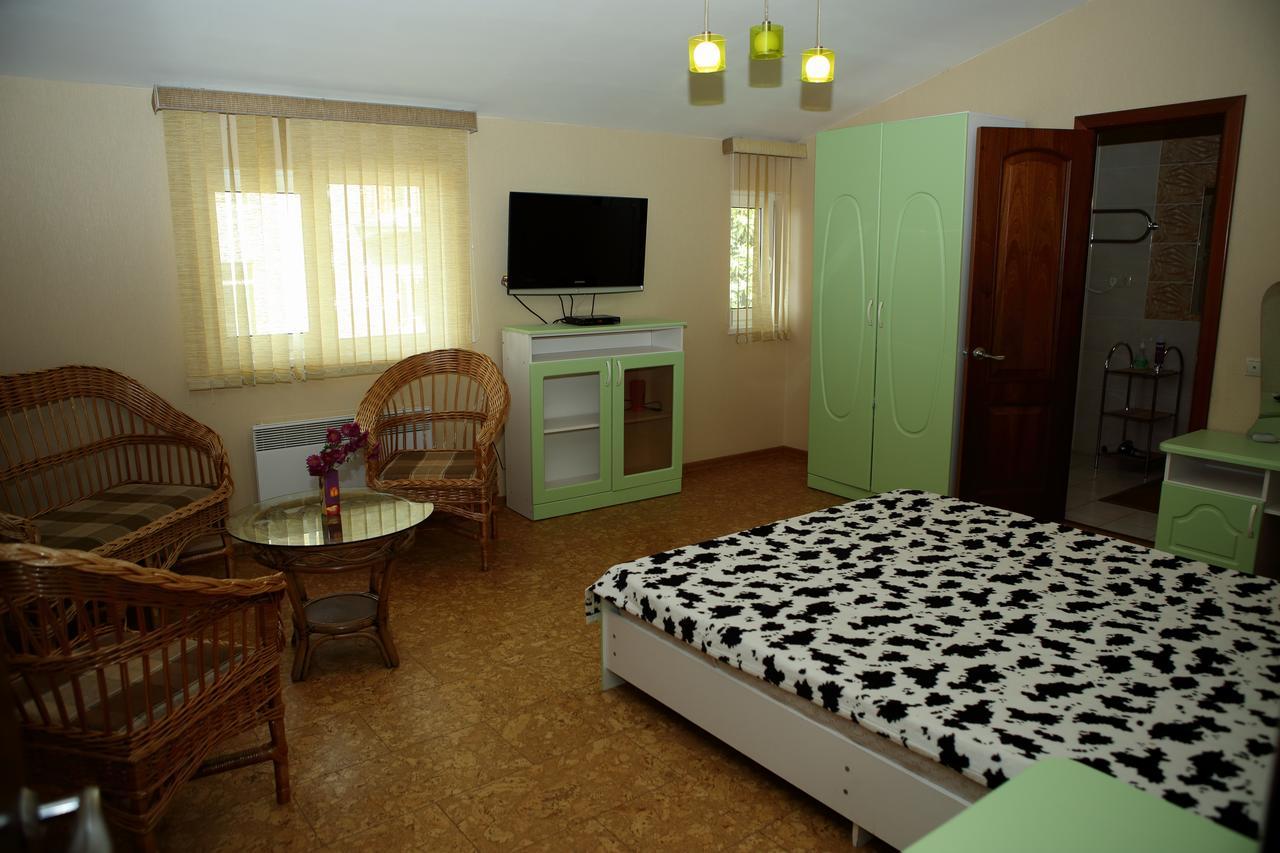 Mamzyshkha Guest House Gagra Exteriör bild