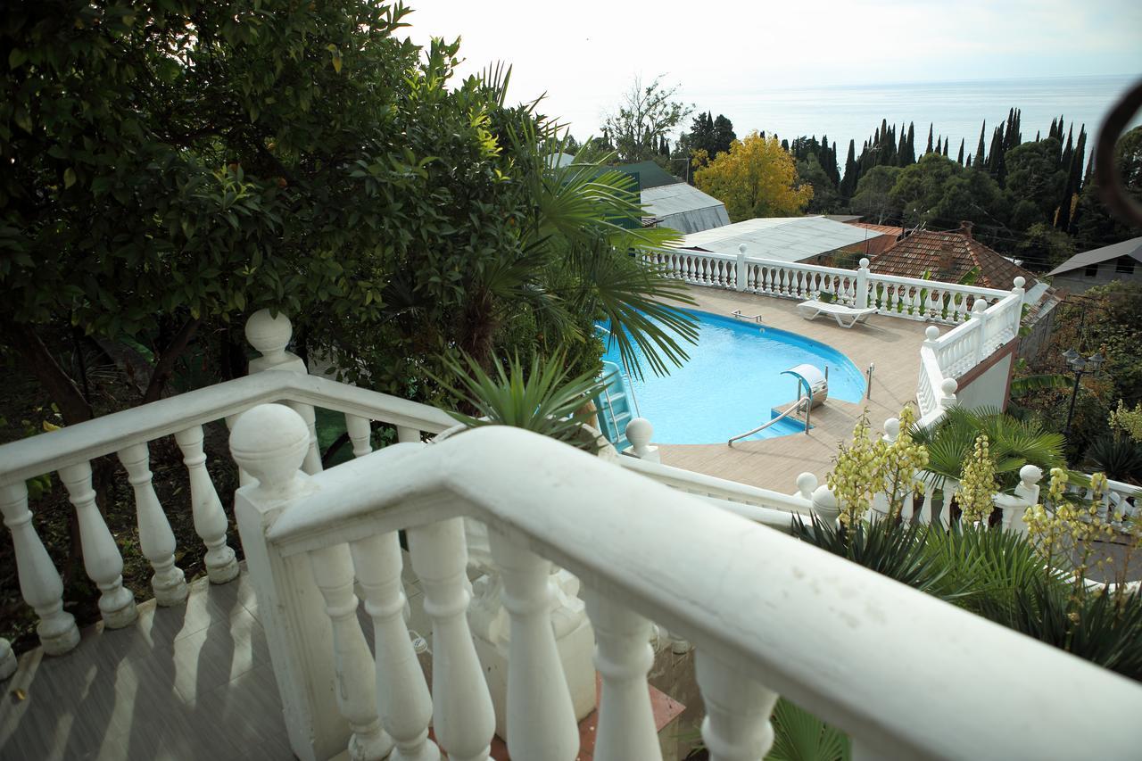 Mamzyshkha Guest House Gagra Exteriör bild